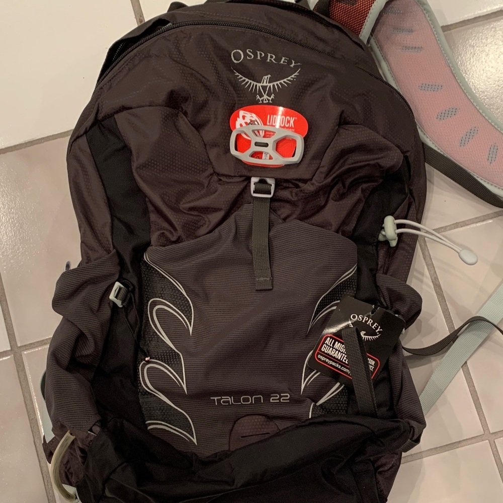 Osprey Talon 22 Dark Gray Backpack